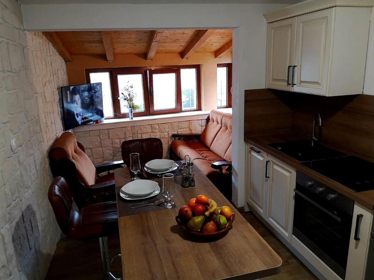 Lux Attic Old Town Rab Apartment Раб Екстериор снимка