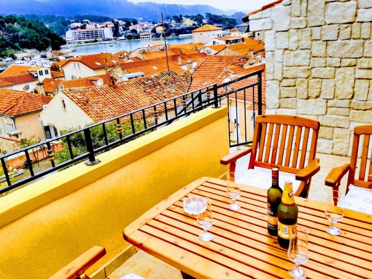 Lux Attic Old Town Rab Apartment Раб Екстериор снимка