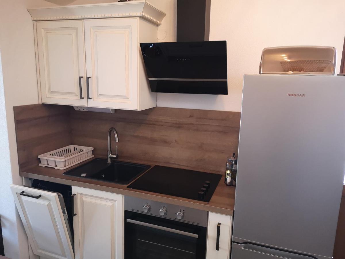 Lux Attic Old Town Rab Apartment Раб Екстериор снимка