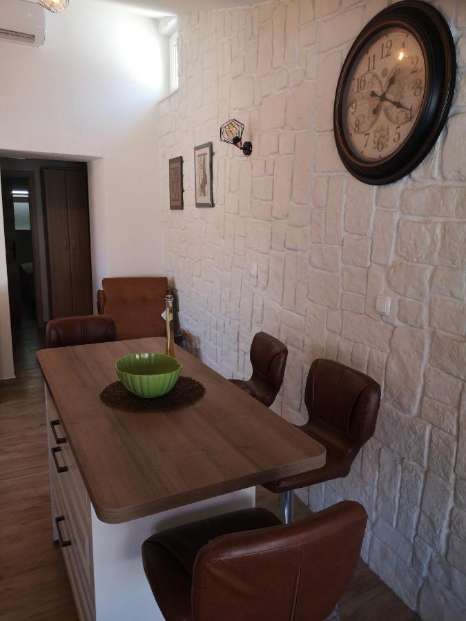 Lux Attic Old Town Rab Apartment Раб Екстериор снимка